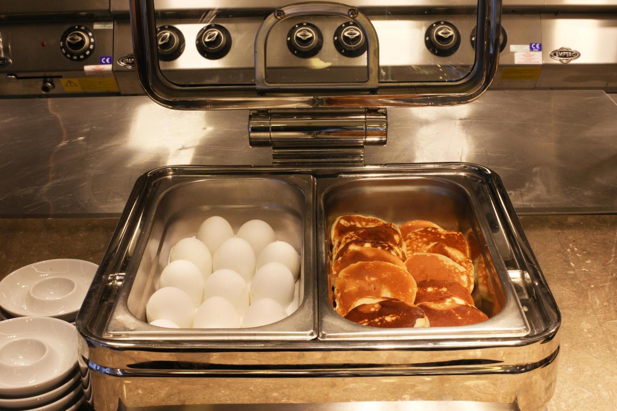 Bentley Hotel Bosphorus - Special Class Istanbul Exterior photo A bain-marie
