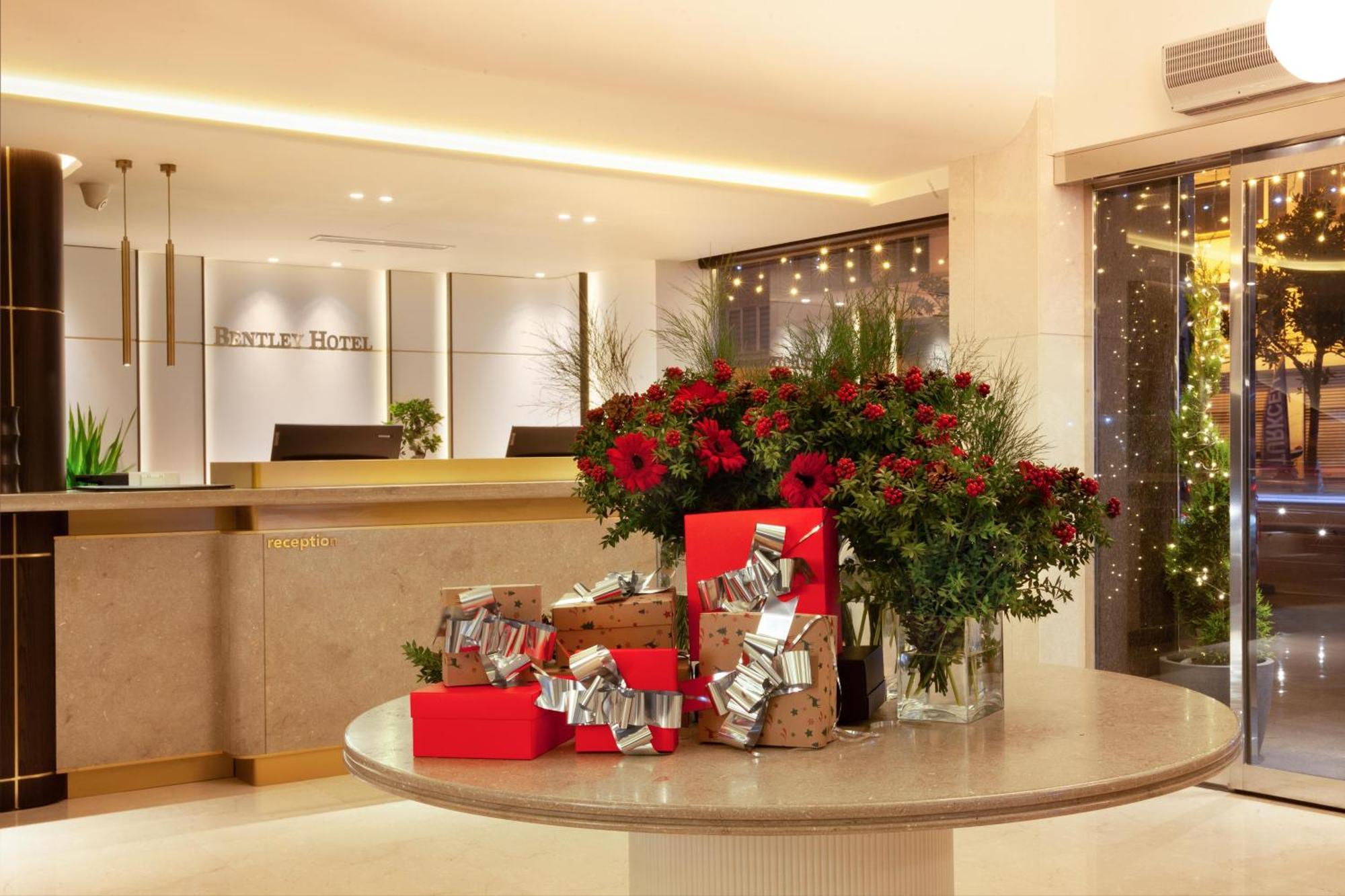 Bentley Hotel Bosphorus - Special Class Istanbul Exterior photo The hotel's lobby